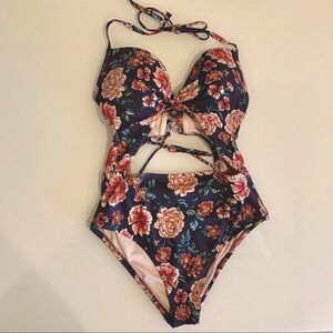 Shade & Shore One Piece Bathing Suit